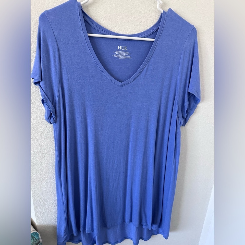 Hue Women's V-Neck Top